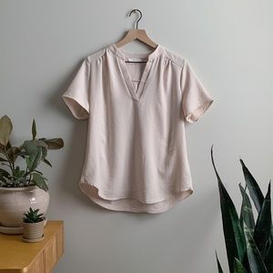 Entro V Neck Top